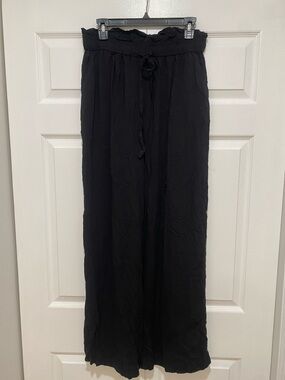 H&M Black Wide-Leg Pants with Paperbag Waist